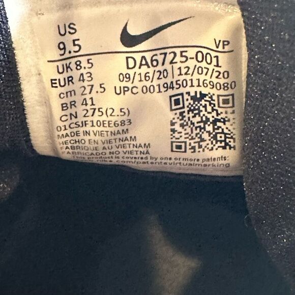 Athletic_Shoes